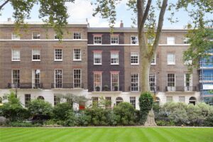 5 Bedroom House for Sale in Connaught Square Hyde Park W2