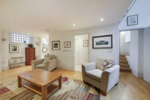 2 Bedroom Flat / Apartment for Sale in Albion Walk London N1