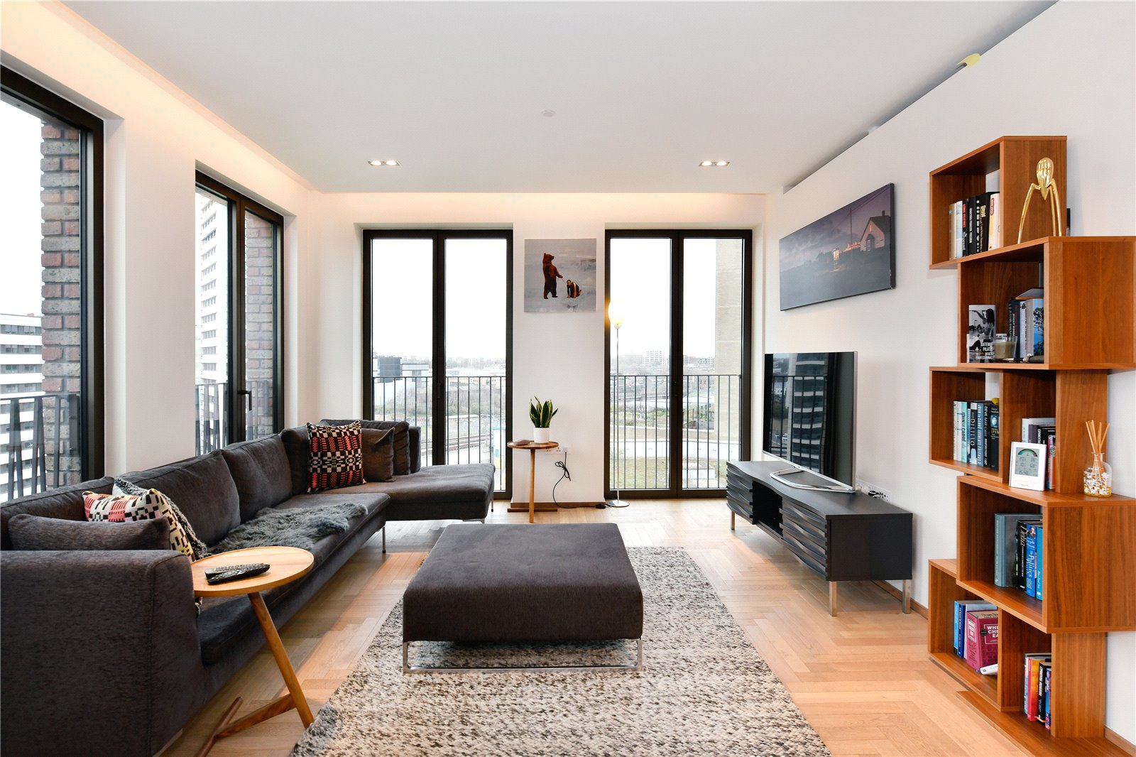 2 Bedroom Flat / Apartment to Rent in Fenman House London N1C