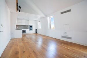 3 Bedroom Flat / Apartment for Sale in Seymour Street Marylebone W1H