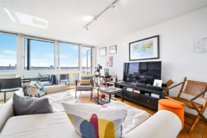 1 Bedroom Flat / Apartment for Sale in Luxborough Street London W1U