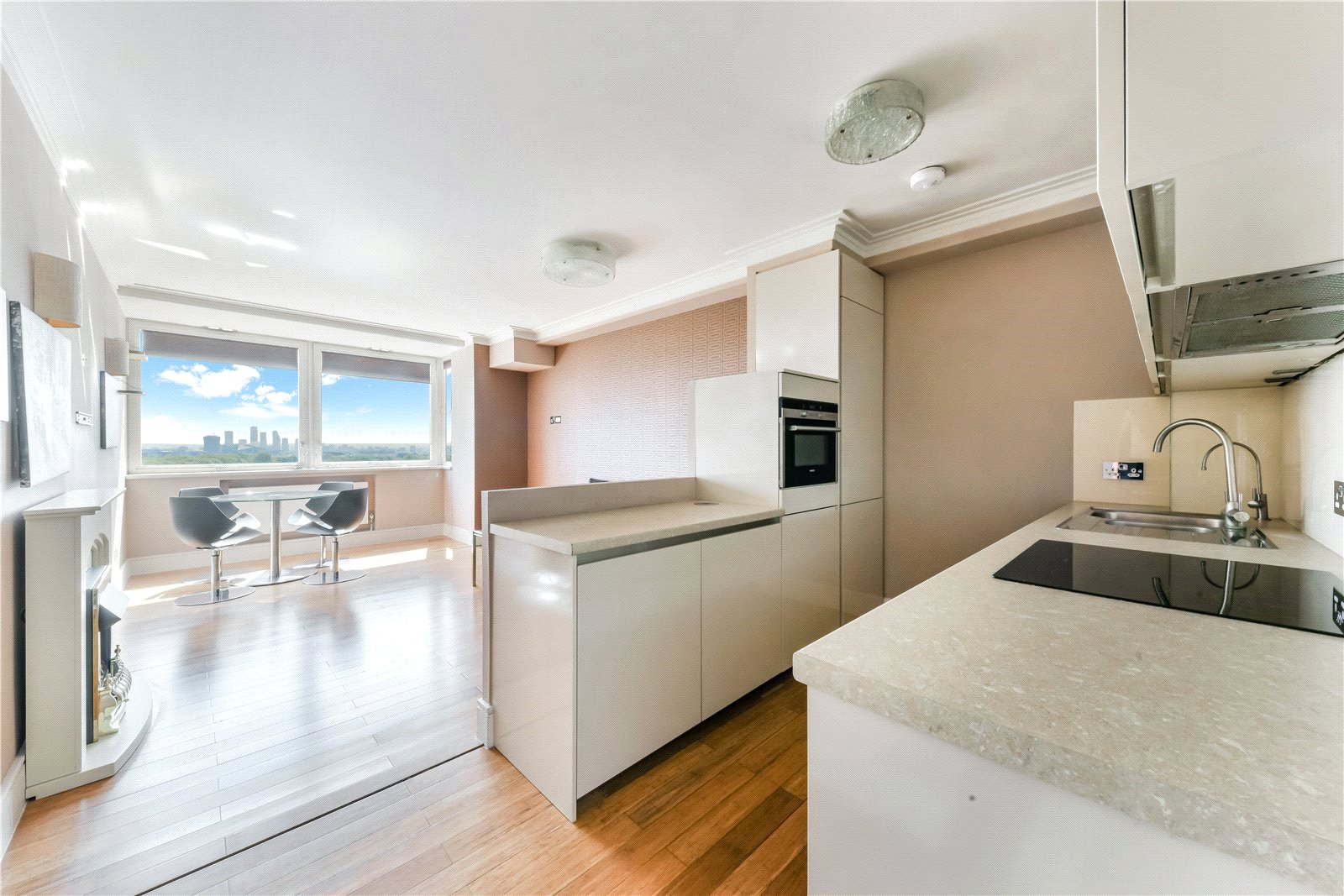 1 Bedroom Flat / Apartment to Rent in Porchester Place London W2