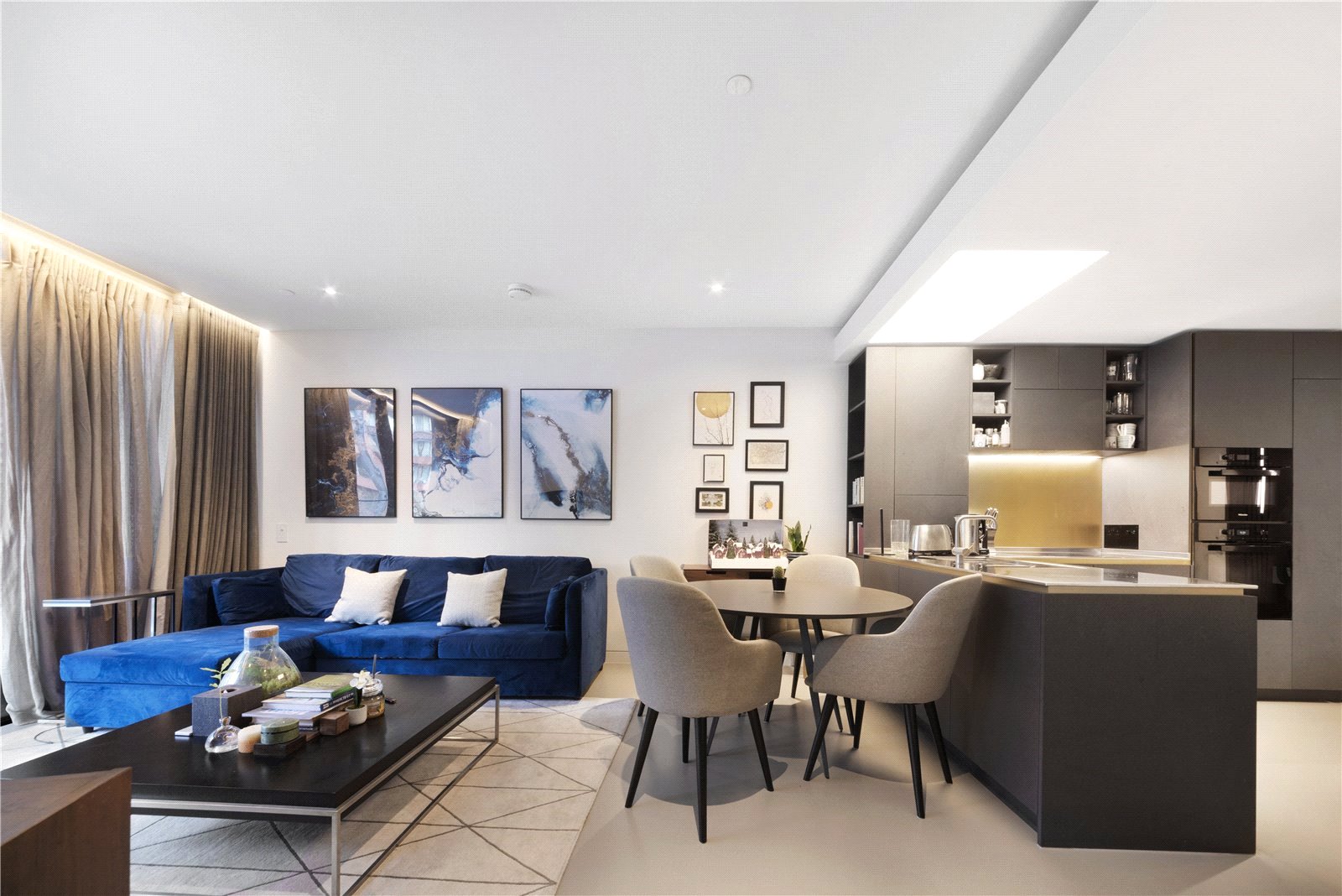 1 Bedroom Flat / Apartment to Rent in Lewis Cubitt Square  N1C