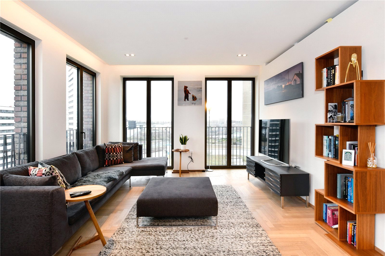 2 Bedroom Flat / Apartment for Sale in Fenman House London N1C