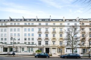 2 Bedroom Flat / Apartment for Sale in Leinster Gardens London W2